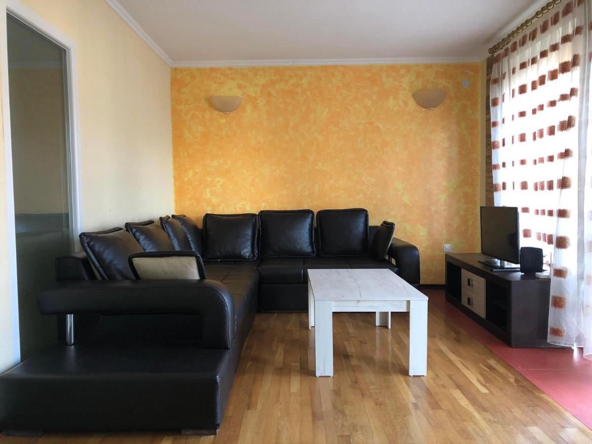 Apartments Veronika 奥赫里德 外观 照片